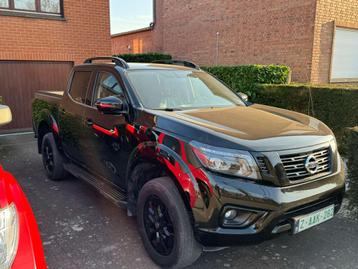 Nissan Navara 2300 DiESEL 4x4 BLACK EDiTiON PANO GPS CUIR X beschikbaar voor biedingen