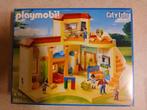 Playmobil 5567 volledig kinderdagverblijf, Ophalen, Zo goed als nieuw, Complete set