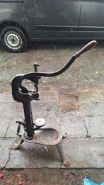 Ancienne bouchonneuse, Ophalen