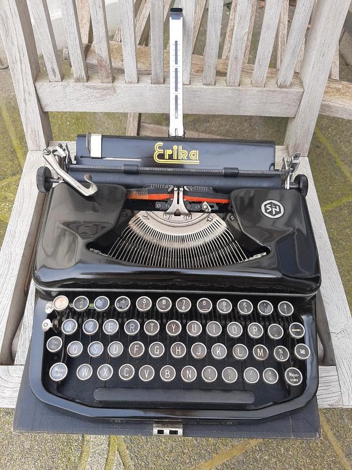 Seidels en Neumann model ERIKA 8 uit 1951, Diversen, Typemachines, Zo goed als nieuw, Ophalen of Verzenden