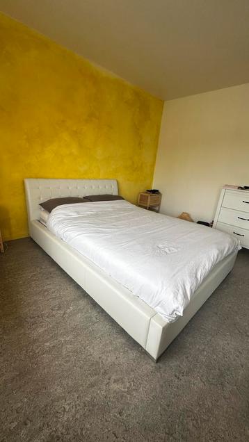 Bed (Twijfelaar) + lattenbodem beschikbaar voor biedingen
