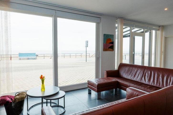 Vakantieappartement op gelijkvloers op de zeedijk aan strand, Immo, Appartementen en Studio's te huur