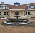 Grote fontein met fontein sproeier, Tuin en Terras, Ophalen, Nieuw, Beton, Fontein