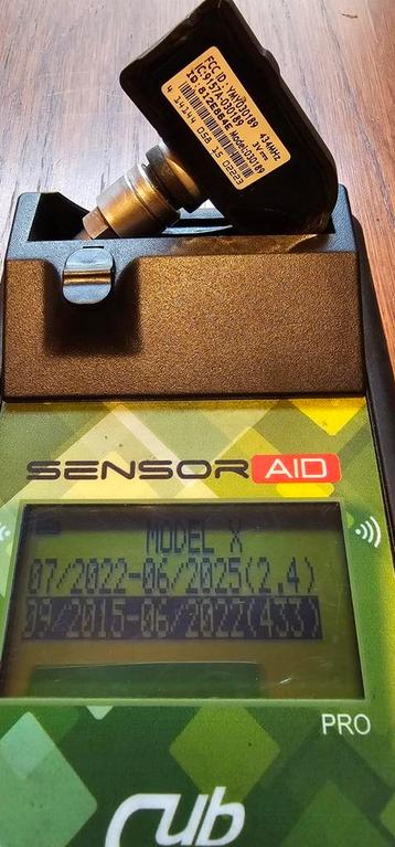Tesla Model X tpms sensoren 09-2015 tot 06-2022 433 mhz beschikbaar voor biedingen