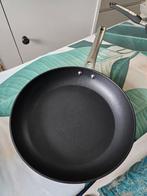Braadpan met antibaklaag 28 cm, Ophalen of Verzenden, Zo goed als nieuw