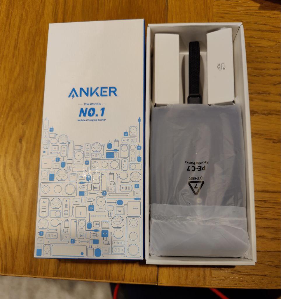 Anker Zolo Powerbank 20.000mAh 30W USB-C USB-A Zwart, Telecommunicatie, Powerbanks, Zo goed als nieuw, Ophalen of Verzenden