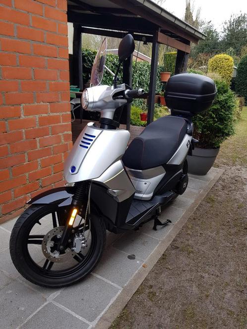 Elektrische scooter FD Motors F3 (Nipponia), Fietsen en Brommers, Scooters | Overige merken, Zo goed als nieuw, Klasse B (45 km/u)