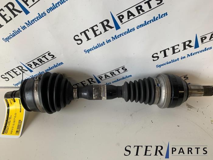 Arbre de transmission avant gauche d'un Mercedes A-Klasse, 3 mois de garantie, Utilisé, -, -