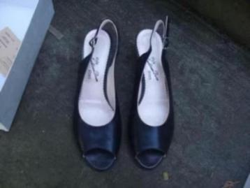 Nouveaux slingbacks noirs Moda di Fausto 40, livraison gratu, Neuf, Moda di Fausto 40,5, Chaussures à haut talons, Noir