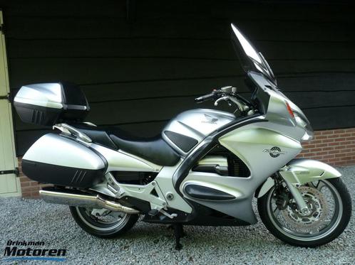Zeer nette ST 1300 Pan European ABS / TCS ST1300, Motoren, Motoren | Honda, Particulier, Toermotor, meer dan 35 kW