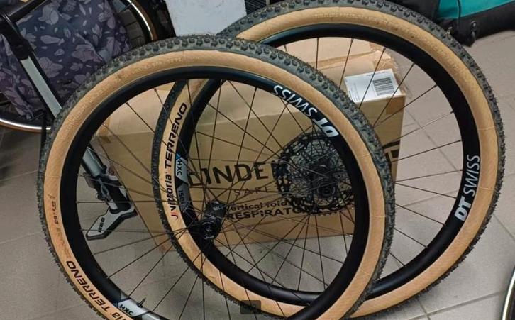 DT Swiss HXC 1501 carbon emtb wielset 29, Vélos & Vélomoteurs, Vélos Pièces, Comme neuf, VTT, Enlèvement