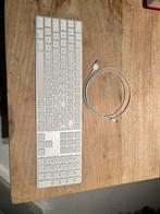 Apple Magic Keyboard AZERTY, Computers en Software, Toetsenborden, Ophalen, Azerty, Zo goed als nieuw