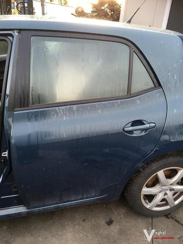 Toyota auris 2009 portier linksachter, beschikbaar voor biedingen