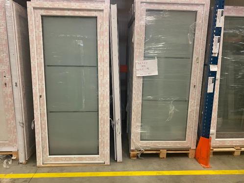 Maatwerk ramen, deuren, schuiframen, stockverkoop, 7039, Doe-het-zelf en Bouw, Glas en Ramen, Nieuw, Dubbelglas, Glas in lood
