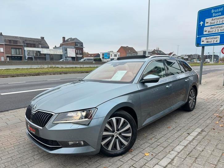 Skoda Superb 2019 Automaat 2.0TDI Pano Leder Virtual Dash, Auto's, Skoda, Bedrijf, Te koop, Superb, 360° camera, ABS, Achteruitrijcamera