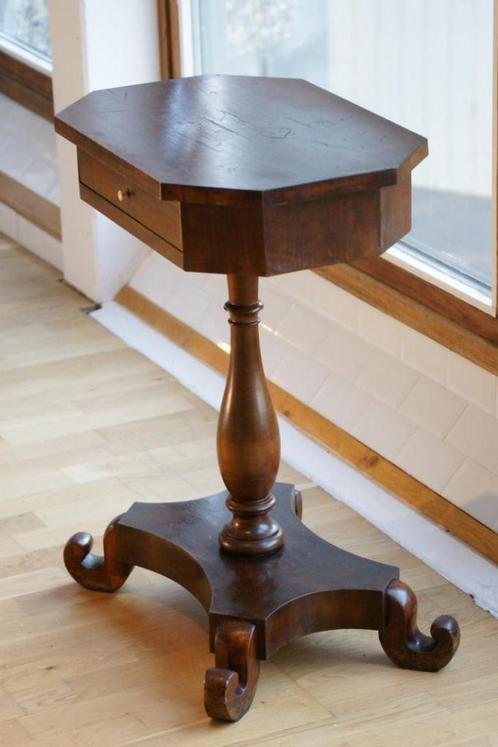 Table d'appoint/de couture en acajou antique suédoise 1890, Maison & Meubles, Tables | Tables d'appoint, Utilisé, Autres formes