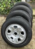 Dacia Duster originele velgen met Continental 215/65 R16, Ophalen, 16 inch, Banden en Velgen, Terreinwagen