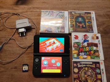 Nintendo 3ds xl avec 4 jeux et carte mémoire  beschikbaar voor biedingen