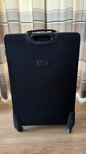 Zwarte reiskoffer in stof, Handtassen en Accessoires, Tassen | Reistassen en Weekendtassen, Zo goed als nieuw, Zwart, 60 tot 80 cm