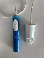 Oral-B elektrische tandenborstel, Elektronische apparatuur, Persoonlijke Verzorgingsapparatuur, Gebruikt, Mondverzorging, Ophalen of Verzenden