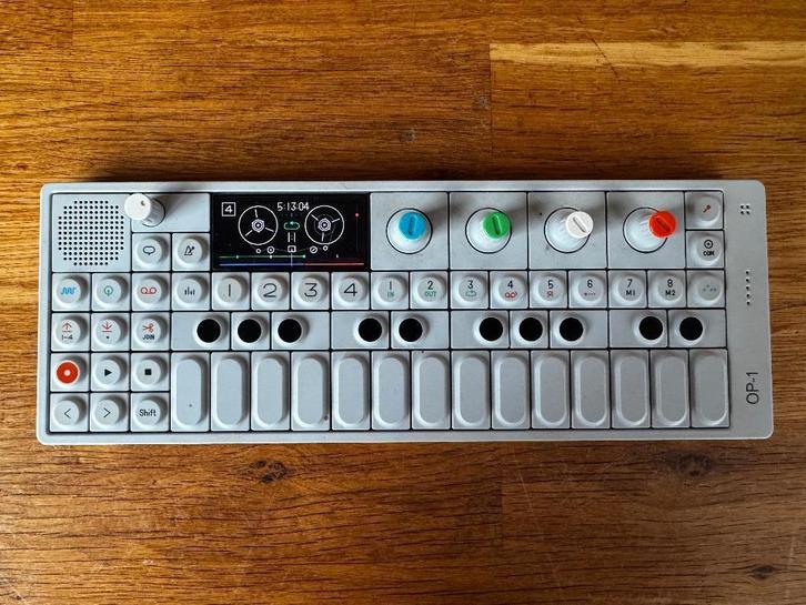 Teenage Engineering OP-1, Musique & Instruments, Synthétiseurs, Utilisé, Autres nombres, Autres marques, Avec valise ou flightcase
