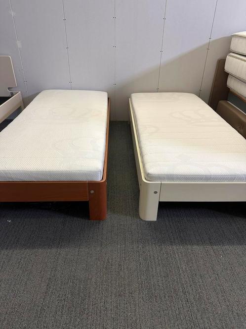 Auping Auronde bed 90x200 incl Auping Inizio matras, Huis en Inrichting, Slaapkamer | Bedden, Zo goed als nieuw, Eenpersoons, 90 cm