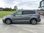 Volkswagen Touran R Line 7zitpl! 1.6TDI 2018 Panorama, Autos, Volkswagen, Argent ou Gris, Achat, Euro 6, Entreprise