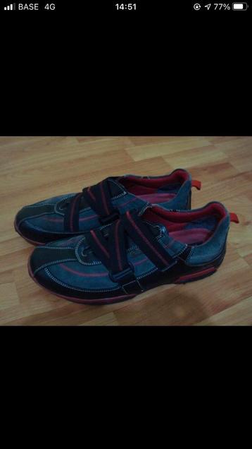 SPORTİEVE HERENSCHOEN MAAT 44 beschikbaar voor biedingen