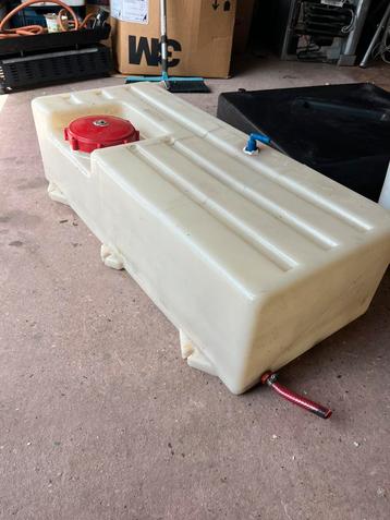 Verswater/grijswater tank te koop voor zelfbouw beschikbaar voor biedingen