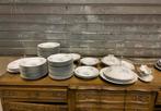 Compleet Frans Servies, Antiek en Kunst, Ophalen of Verzenden
