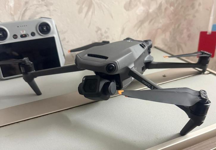 Drone mavic3 classic version standard., TV, Hi-fi & Vidéo, Drones, Comme neuf, Enlèvement ou Envoi