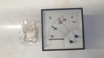 jw1312: contact amperemeter 0-5A met schaal 400/5 is 400A    beschikbaar voor biedingen