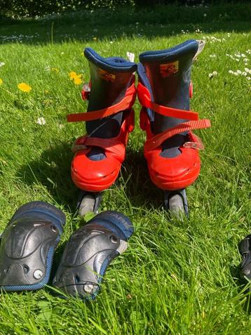 Roller enfant taille 33-36 + protections, Enlèvement, Utilisé, Enfants, Rollers 4 roues en ligne