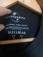 XS zwart pull & bear t-shirt met patronen, Zo goed als nieuw
