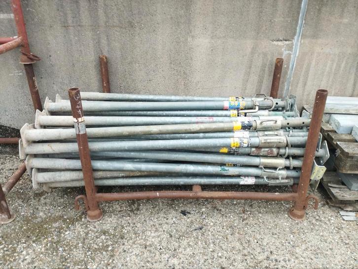 37 x schoren, stippen, stutten, standsoens 1, 75 m, Doe-het-zelf en Bouw, Overige Doe-Het-Zelf en Bouw, Zo goed als nieuw, Ophalen