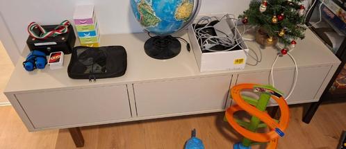 Stockholm IKEA tv-meubel, Huis en Inrichting, Kasten |Televisiemeubels, Ophalen