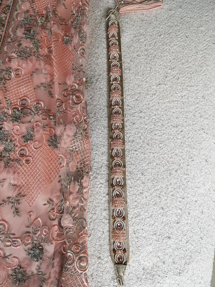 Takchita-kaftan, Kleding | Dames, Gelegenheidskleding, Zo goed als nieuw, Galajurk, Maat 38/40 (M), Roze, Ophalen of Verzenden