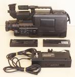 Panasonic NV-MS1 Super VHS Movie Camera / Met 2 Batterijen, Audio, Tv en Foto, Videocamera's Analoog, Ophalen of Verzenden, VHS of SVHS