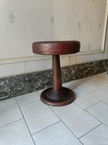 Vintage piano stoel draaibaar  beschikbaar voor biedingen