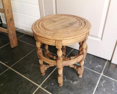 antiek geloogde eiken bijzet/salontafel diameter 45cm H 49cm, Huis en Inrichting, Tafels | Salontafels, Gebruikt, Minder dan 50 cm