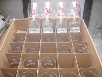 Jupiler Belgium bierglazen met alle 24 spelers beschikbaar voor biedingen