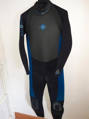 Aqualung wetsuit 