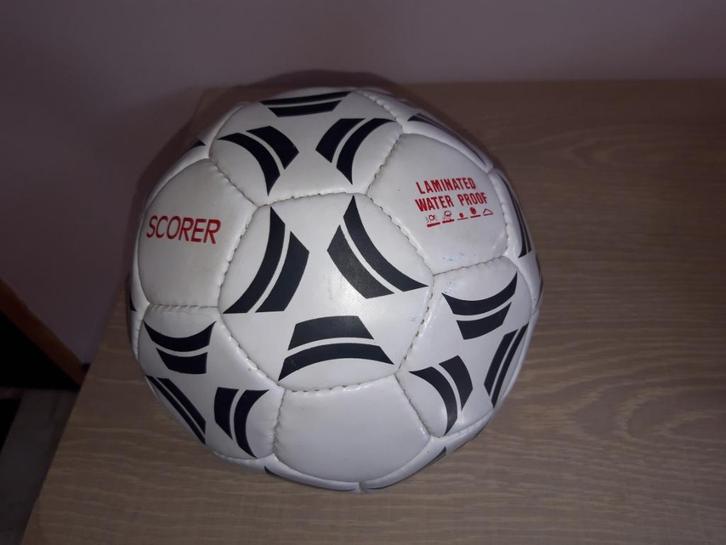 Nieuwe voetbal, Sport en Fitness, Voetbal, Nieuw, Bal, Ophalen of Verzenden
