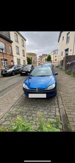 Peugeot 206 1.4L Benzine — 204.300 km, Auto's, Voorwielaandrijving, 1360 cc, 4 cilinders, Blauw