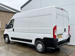 Opel Movano 2.2 D 140pk L2H2 Climate Control Cruise Control, Auto's, Voorwielaandrijving, Gebruikt, 4 cilinders, Wit