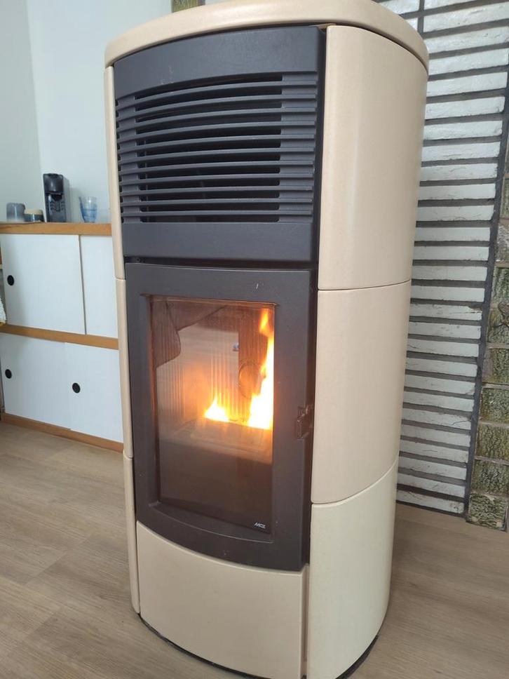 Pelletkachel MCZ suite/club 2.0 comfort air, Huis en Inrichting, Kachels, Gebruikt, Vrijstaand, Pelletkachel, Overige brandstoffen