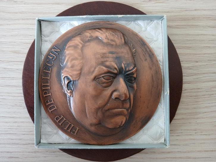 Bronzen Medaille Filip De Pillecyn (1891 – 1962), Postzegels en Munten, Penningen en Medailles, Brons, Ophalen of Verzenden