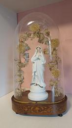 Vierge sous globe, Antiek en Kunst, Antiek | Religieuze voorwerpen, Ophalen