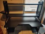 Bureau Fredde Ikea + chargeur USB, Ophalen, Gebruikt, Bureau