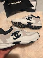 Chanel Runners 37, Wit, Nieuw, Ophalen of Verzenden, Sneakers